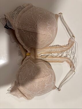 Victoria Secret Nude Lace Bombshell Bra with Decorative Straps NEW